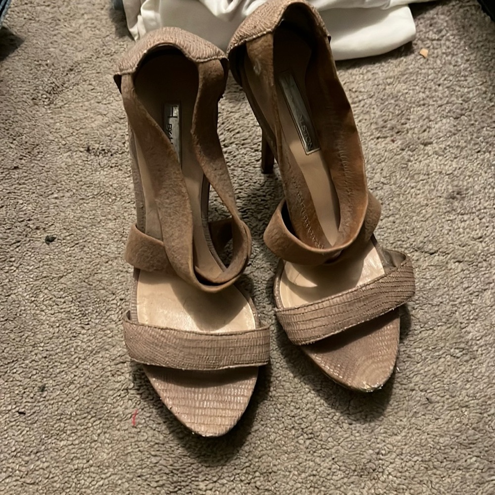 Nude cross cross high heels